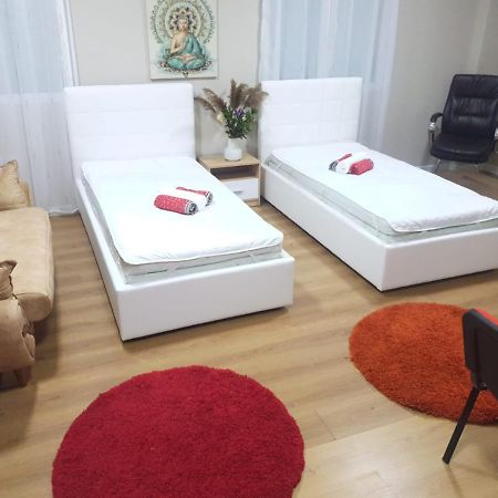 Lovely Apartment On Tirana City Center 티라나 외부 사진